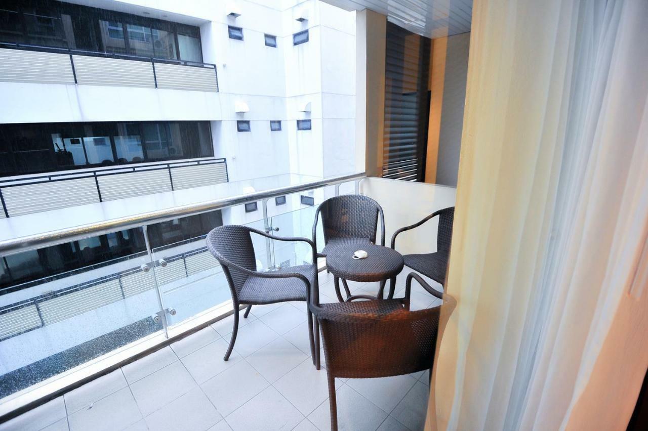 42Grand Residence Bangkok Exterior foto